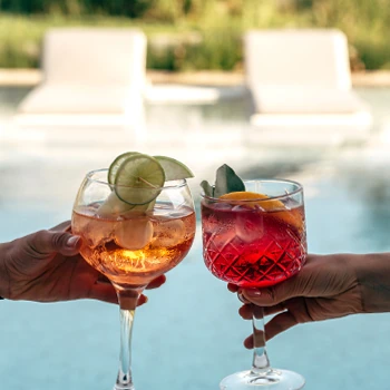 D Resort Göcek Junior Suite havuz bağlantılı, havuza sıfır lüks konaklama