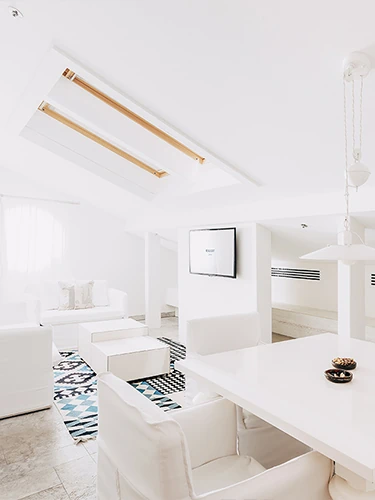 attic-suit-1-en